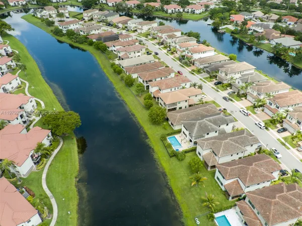 $1,250,000 | 11826 Southwest 13th Ct., Pembroke Pines, FL 33025