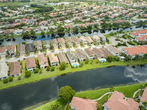 $1,250,000 | 11826 Southwest 13th Ct., Pembroke Pines, FL 33025