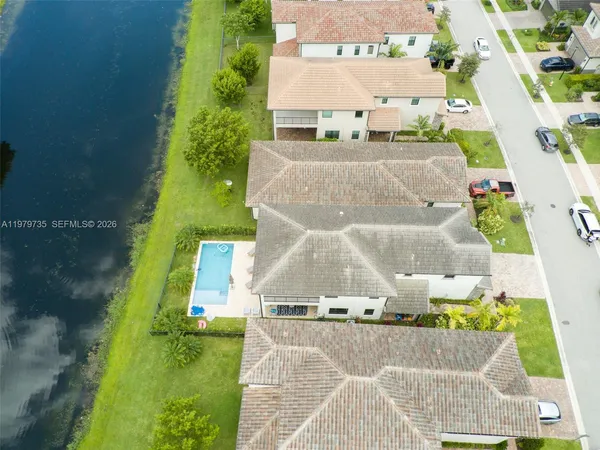 $1,250,000 | 11826 Southwest 13th Ct., Pembroke Pines, FL 33025