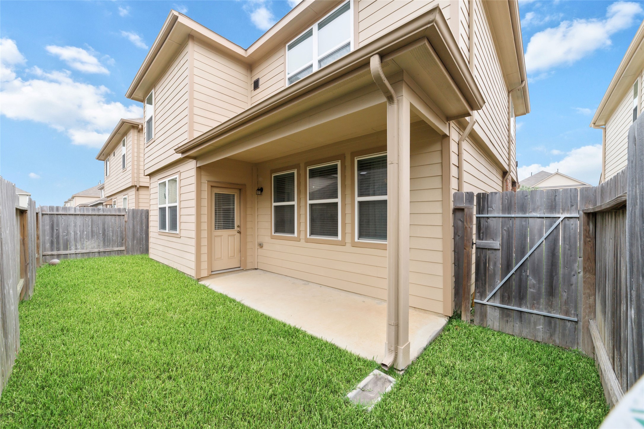 18619 Cooper Ravine Way Katy, TX 77449 - Photo 23 of 23 a view of house with backyard