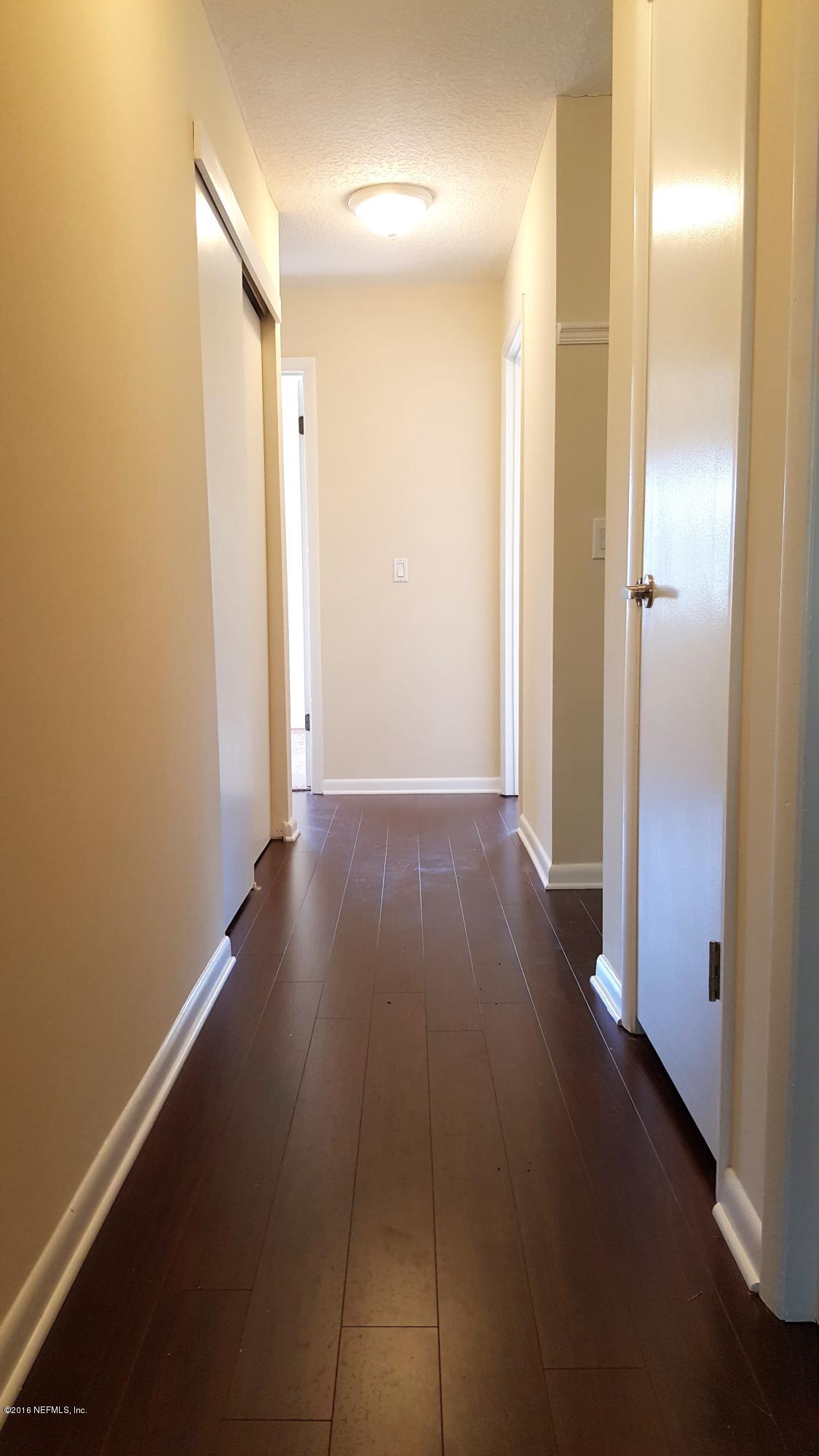 316 Raleigh Road Jacksonville, FL 32225 - Photo 16 of 42 20160225_101052