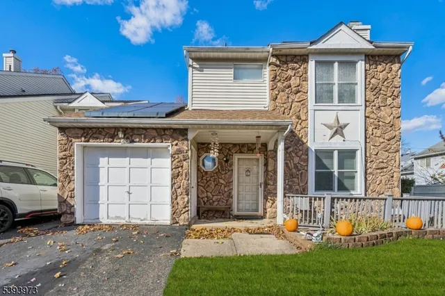 $510,000 | 48 Woodland Way, Dayton, NJ 08810