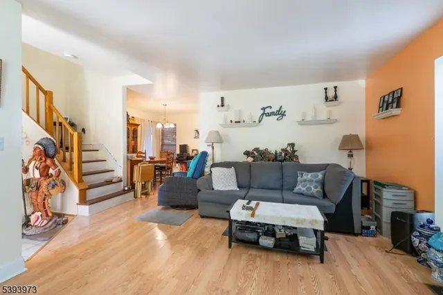 $510,000 | 48 Woodland Way, Dayton, NJ 08810