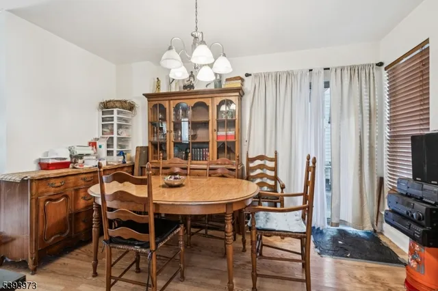 $510,000 | 48 Woodland Way, Dayton, NJ 08810