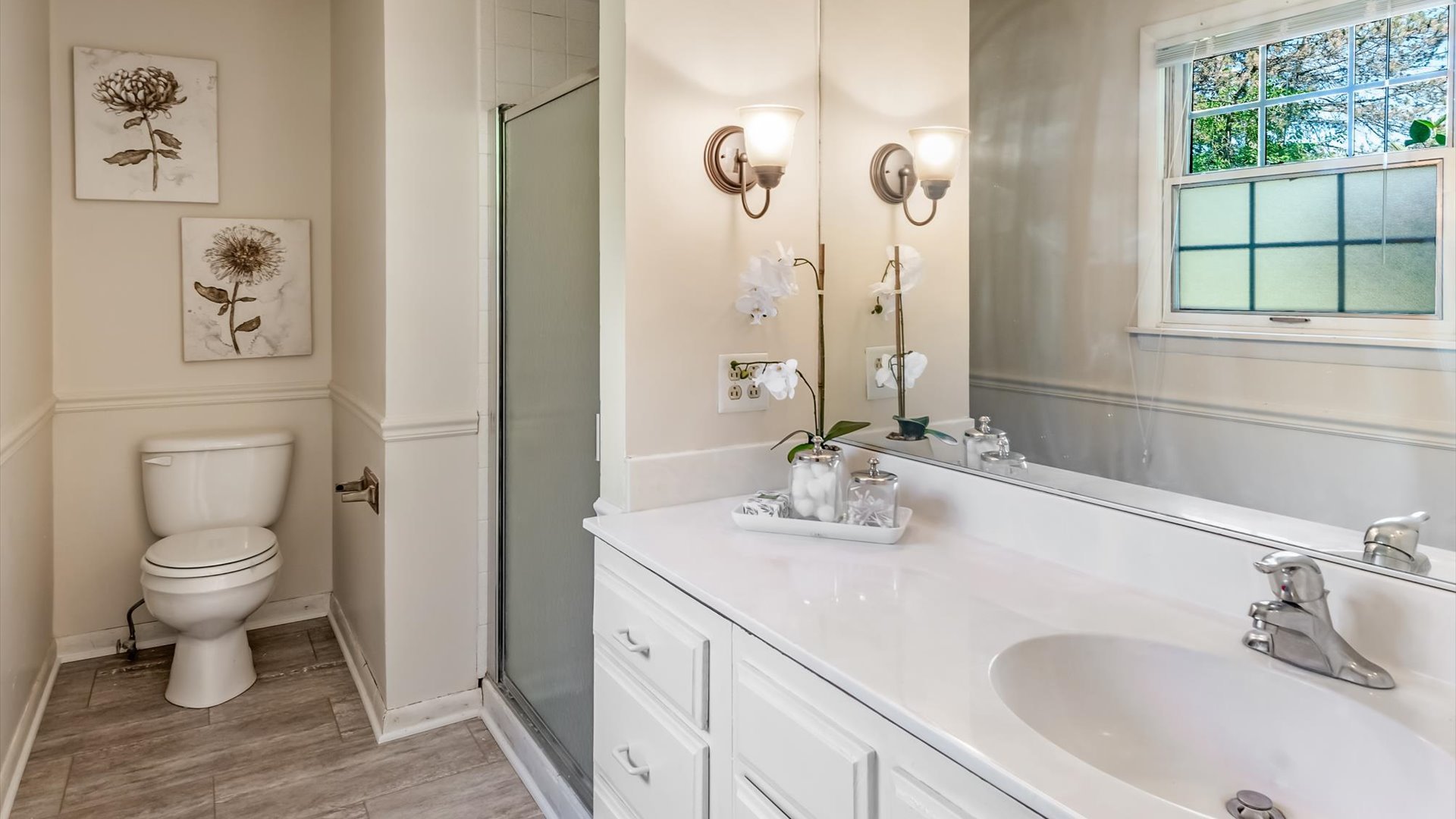 647 Aberdeen Road Cary, IL 60013 - Photo 14 of 32