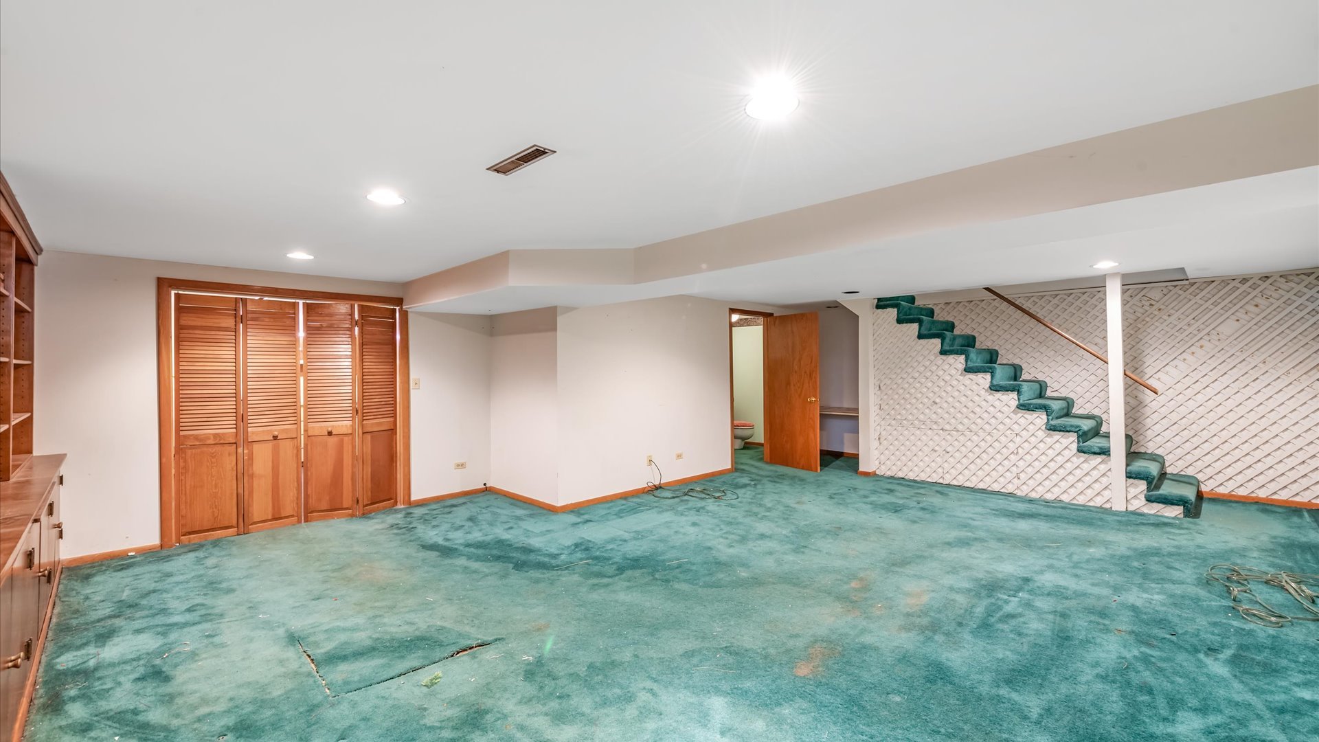 647 Aberdeen Road Cary, IL 60013 - Photo 22 of 32