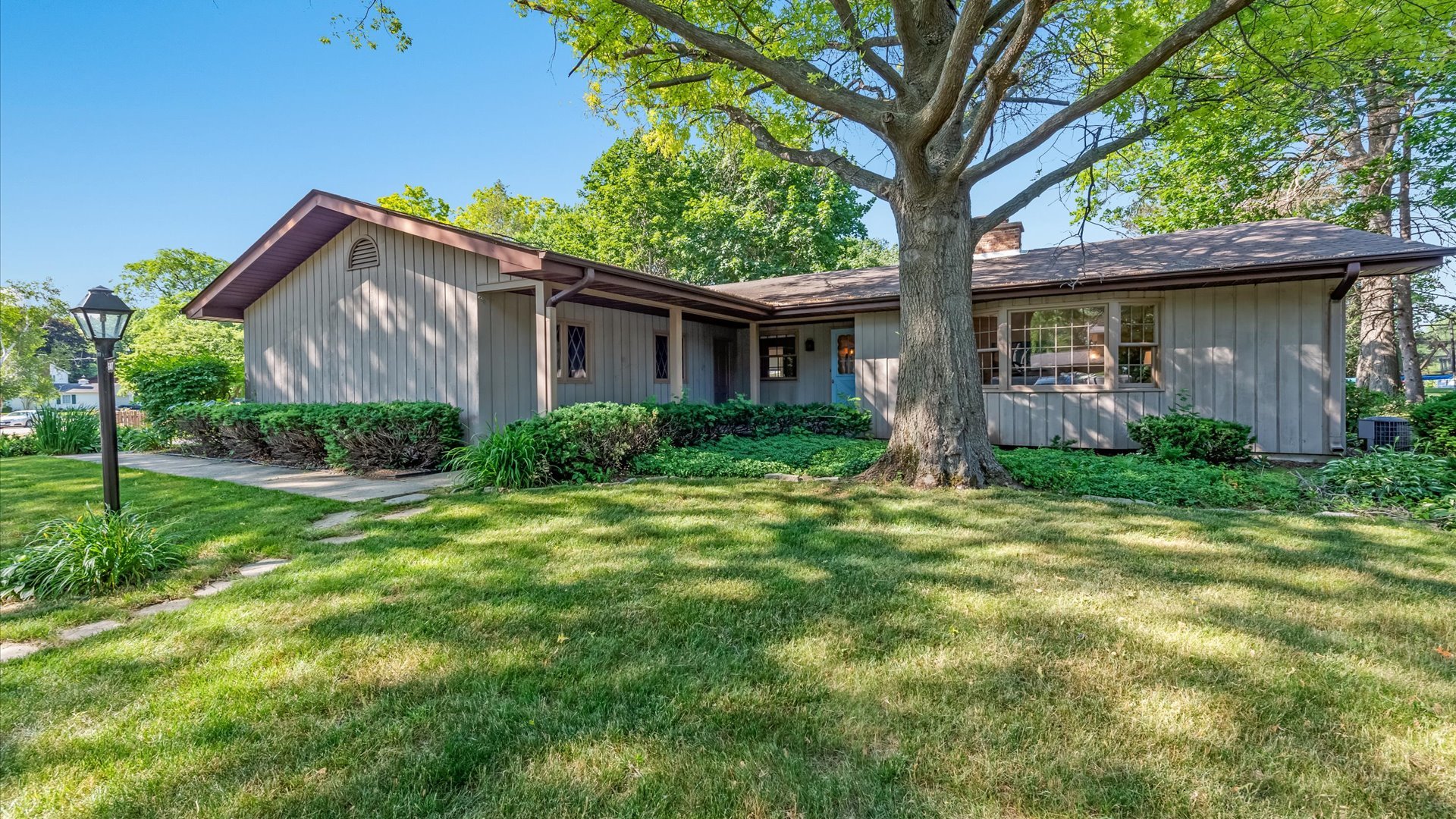 647 Aberdeen Road Cary, IL 60013 - Photo 28 of 32