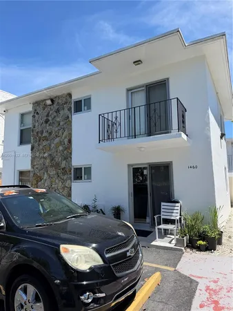 $1,875 | 1460 Southwest 4th Street, Unit 6, Miami, FL 33135