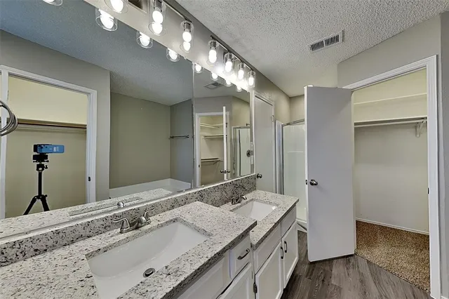 $2,225 | 1210 Trenton Lane, Euless, TX 76040