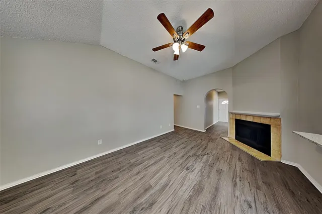 $2,225 | 1210 Trenton Lane, Euless, TX 76040