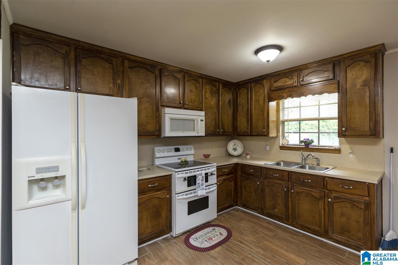 413 Jackson Street Gardendale, AL 35071 - Photo 11 of 35
