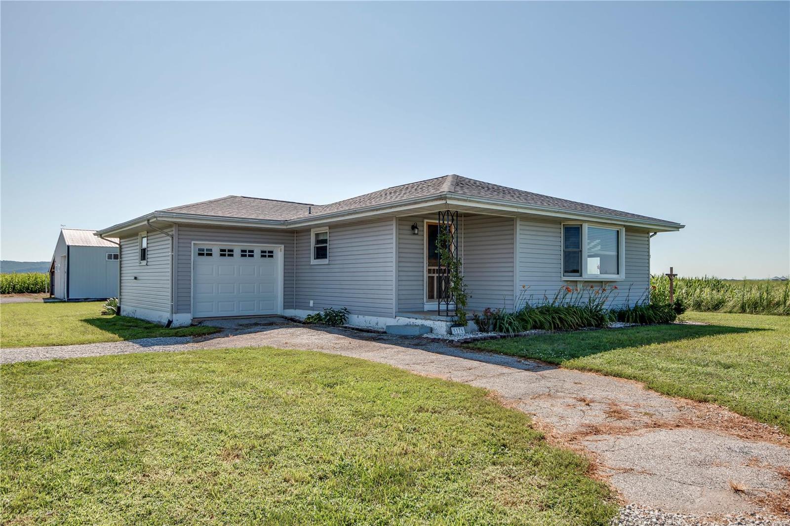 5176 Walnut Road Valmeyer, IL 62295 - Photo 1 of 31