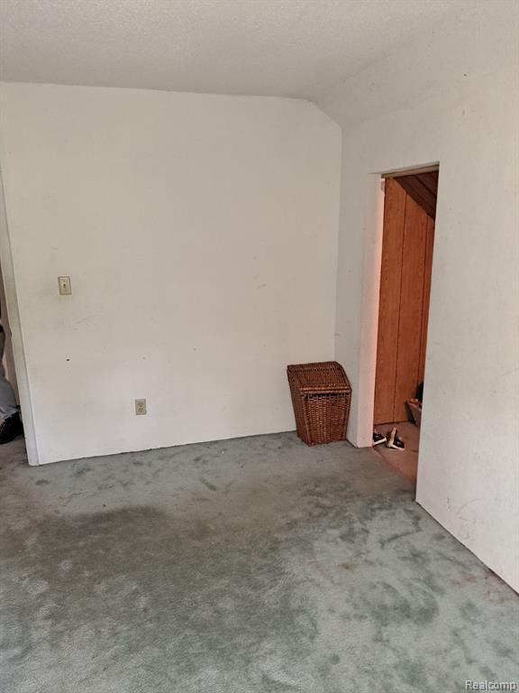 4095 Williamson Road Saginaw, MI 48601 - Photo 19 of 33 19