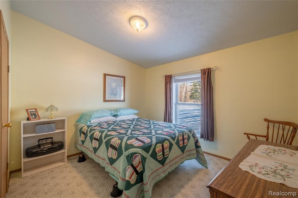 11944 North Wise Road Clare, MI 48617 - Photo 13 of 25 Gallery Image 13
