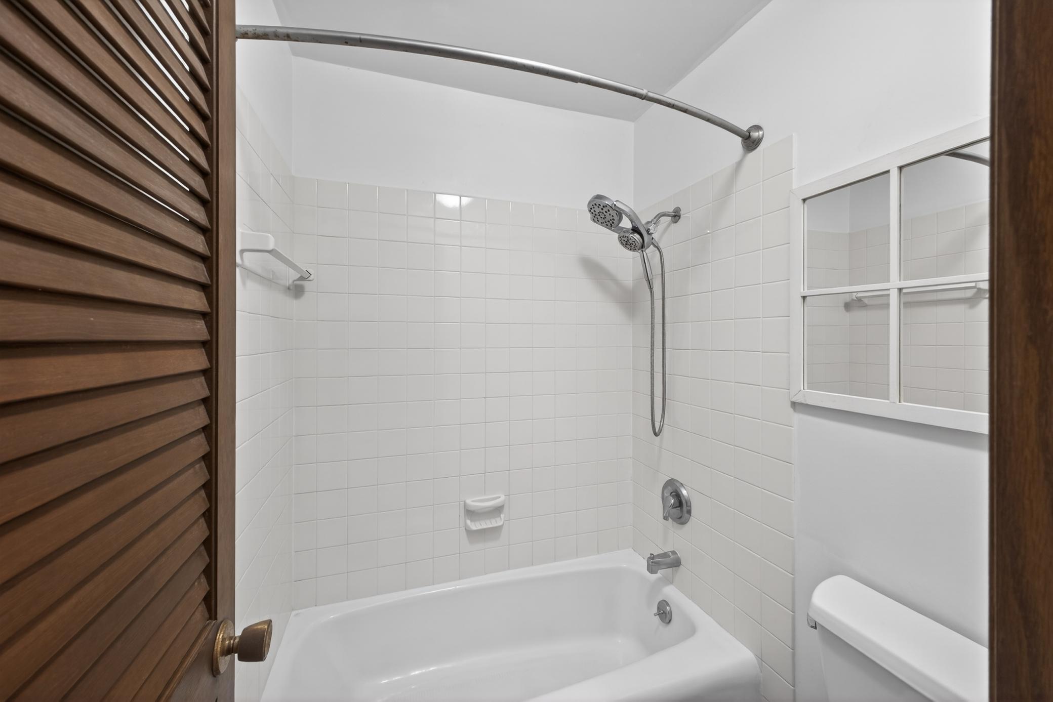 641 20th Street Northeast Rochester, MN 55906 - Photo 11 of 37