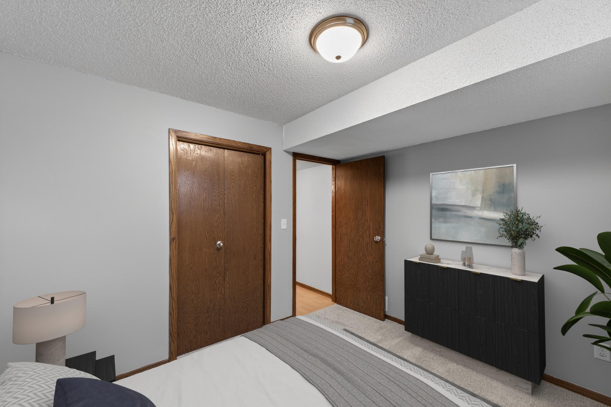 641 20th Street Northeast Rochester, MN 55906 - Photo 25 of 37