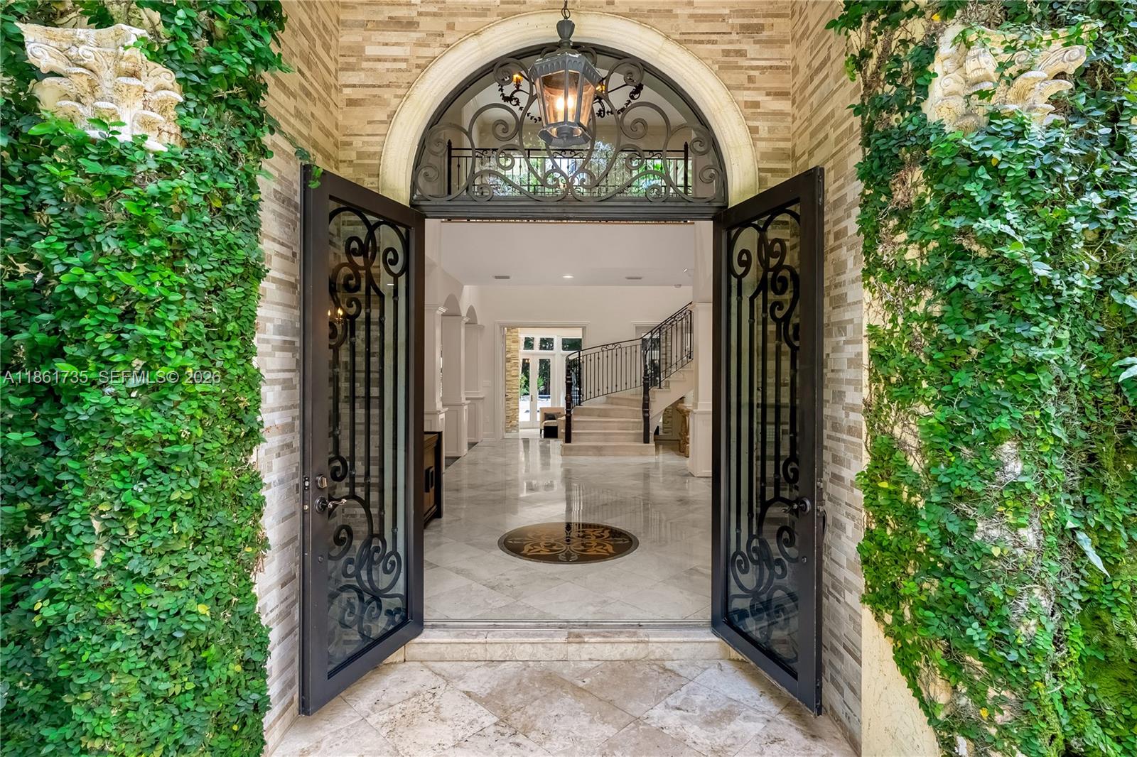 5100 Southwest 86th Street Miami, FL 33143 - Photo 9 of 38