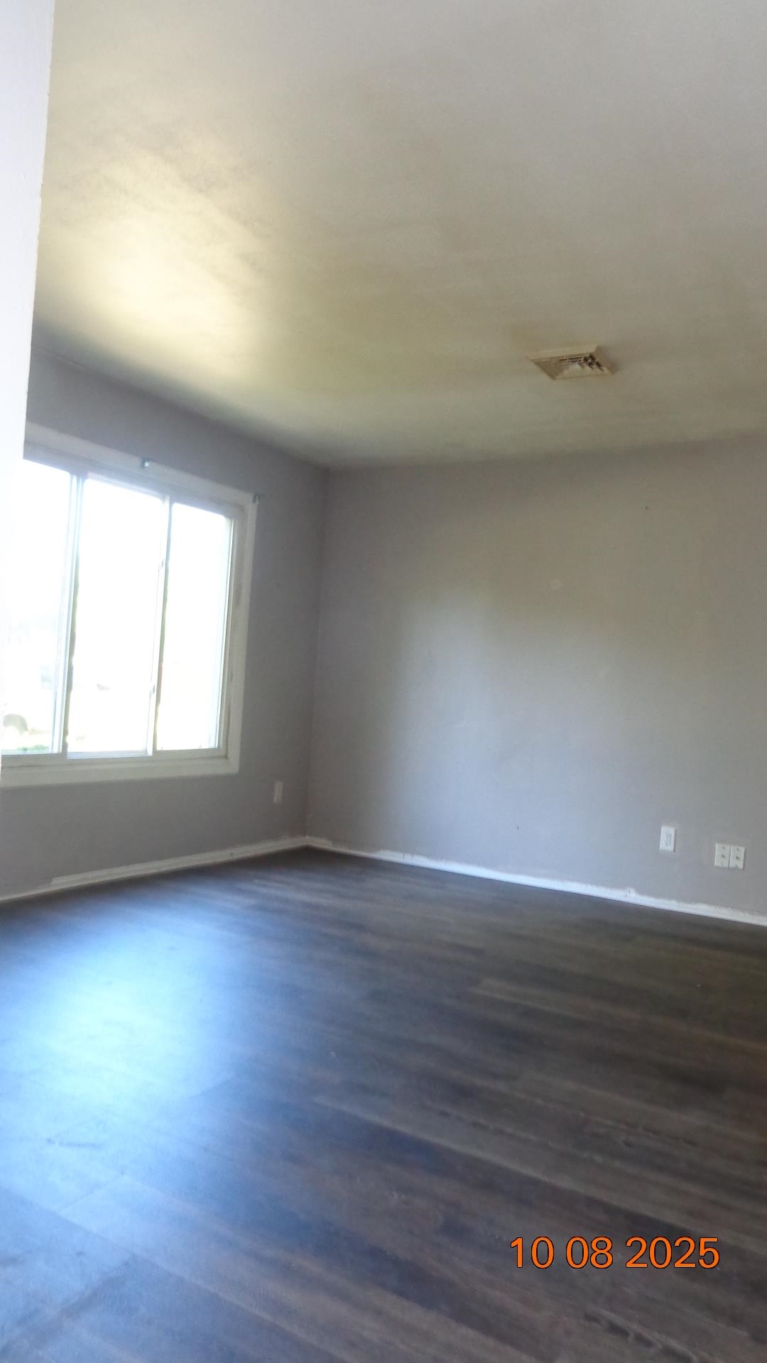 3915 Ingham Street Lansing, MI 48911 - Photo 12 of 22 50191017-5c7e2fac-cf52-4b73-8ef4-4ab009b4290e.JPG