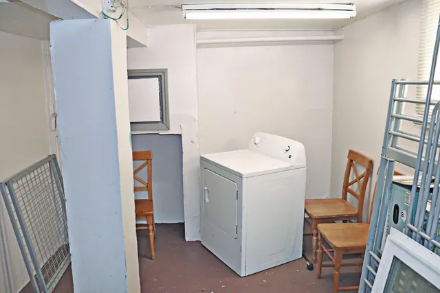 $179,900 | 1300 West Greenfield Avenue, Milwaukee, WI 53204