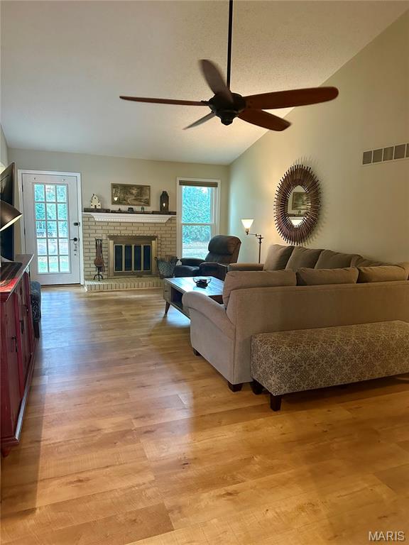 22 Shadowcreek Drive St. Peters, MO 63376 - Photo 11 of 43