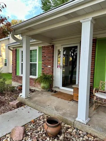 $375,000 | 22 Shadowcreek Drive, St. Peters, MO 63376