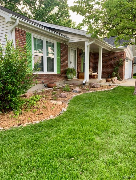 22 Shadowcreek Drive St. Peters, MO 63376 - Photo 3 of 43