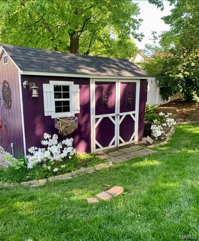 $375,000 | 22 Shadowcreek Drive, St. Peters, MO 63376