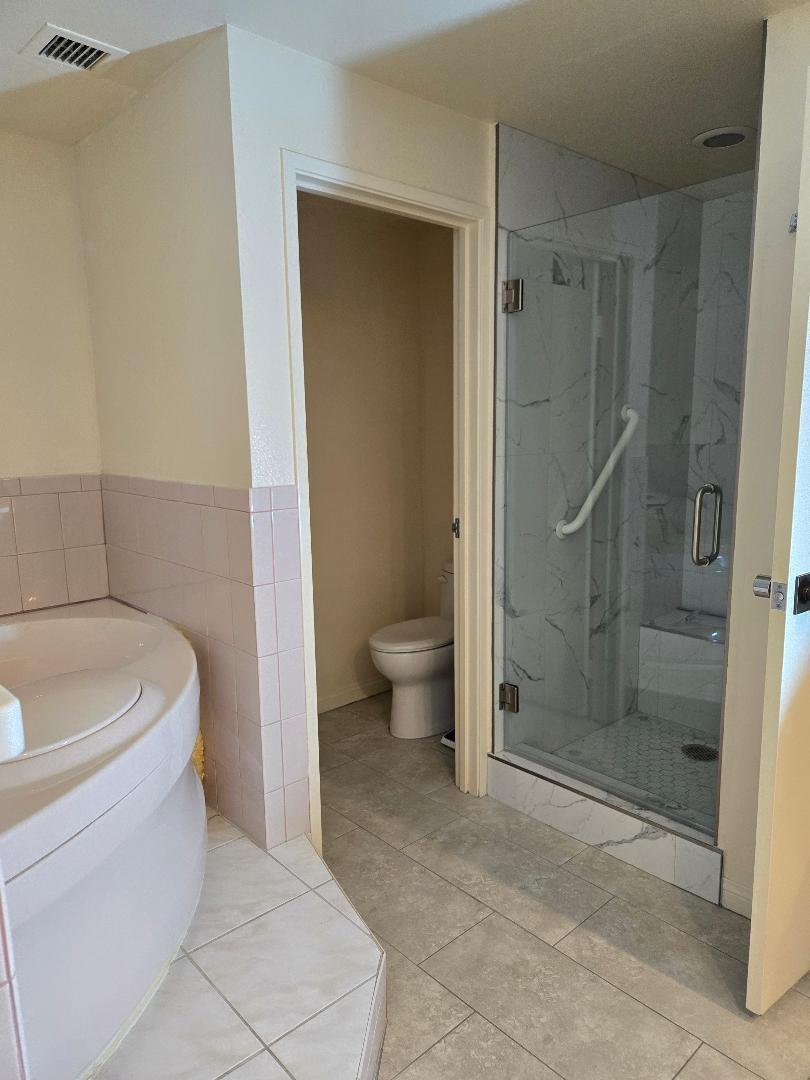 910 Island Drive, Unit 112 Rancho Mirage, CA 92270 - Photo 15 of 16 thumbnail