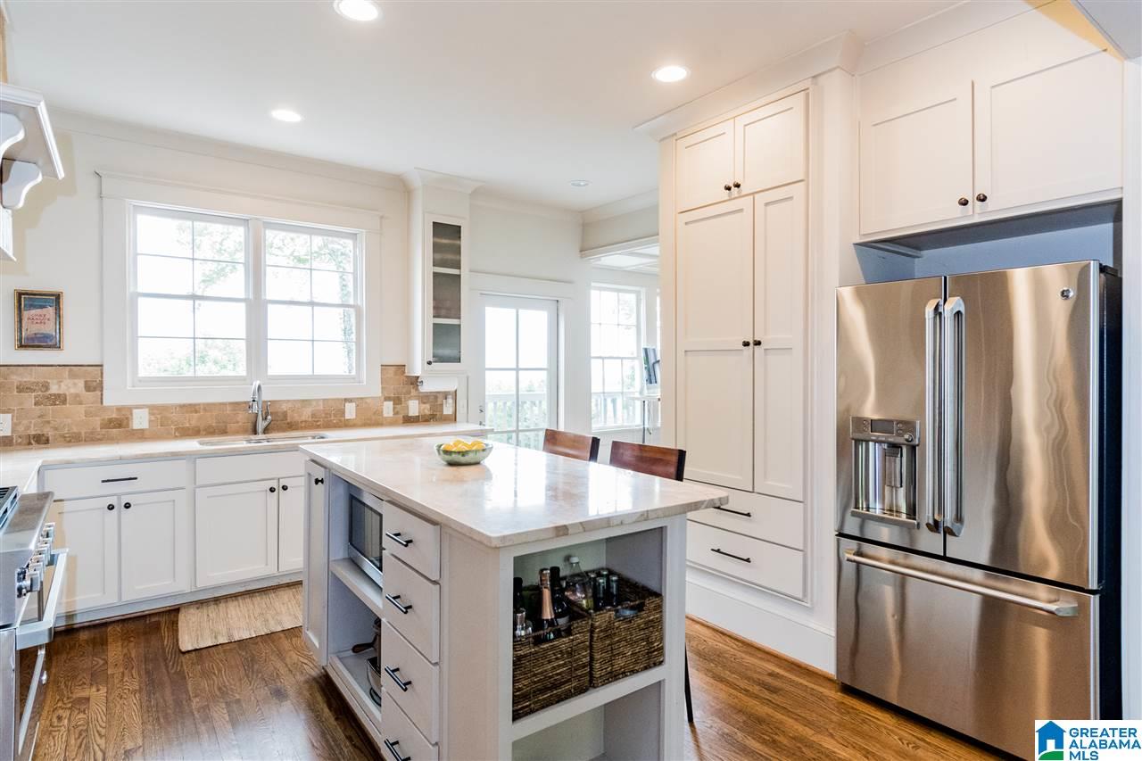 3592 Altamont Road Birmingham, AL 35222 - Photo 4 of 50