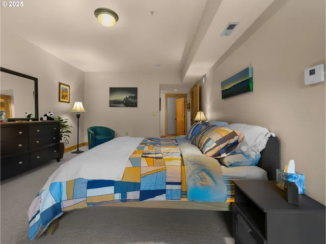 $874,900 | 31244 East Collins Lake Road, Unit 21, Government Camp, OR 97028