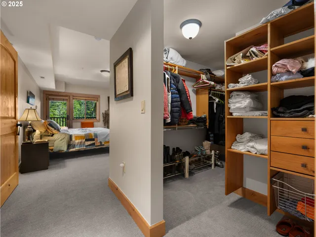 $874,900 | 31244 East Collins Lake Road, Unit 21, Government Camp, OR 97028