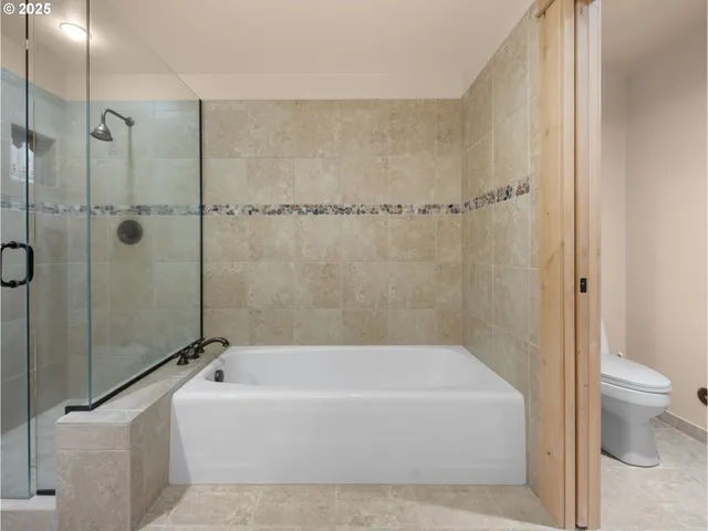 $874,900 | 31244 East Collins Lake Road, Unit 21, Government Camp, OR 97028