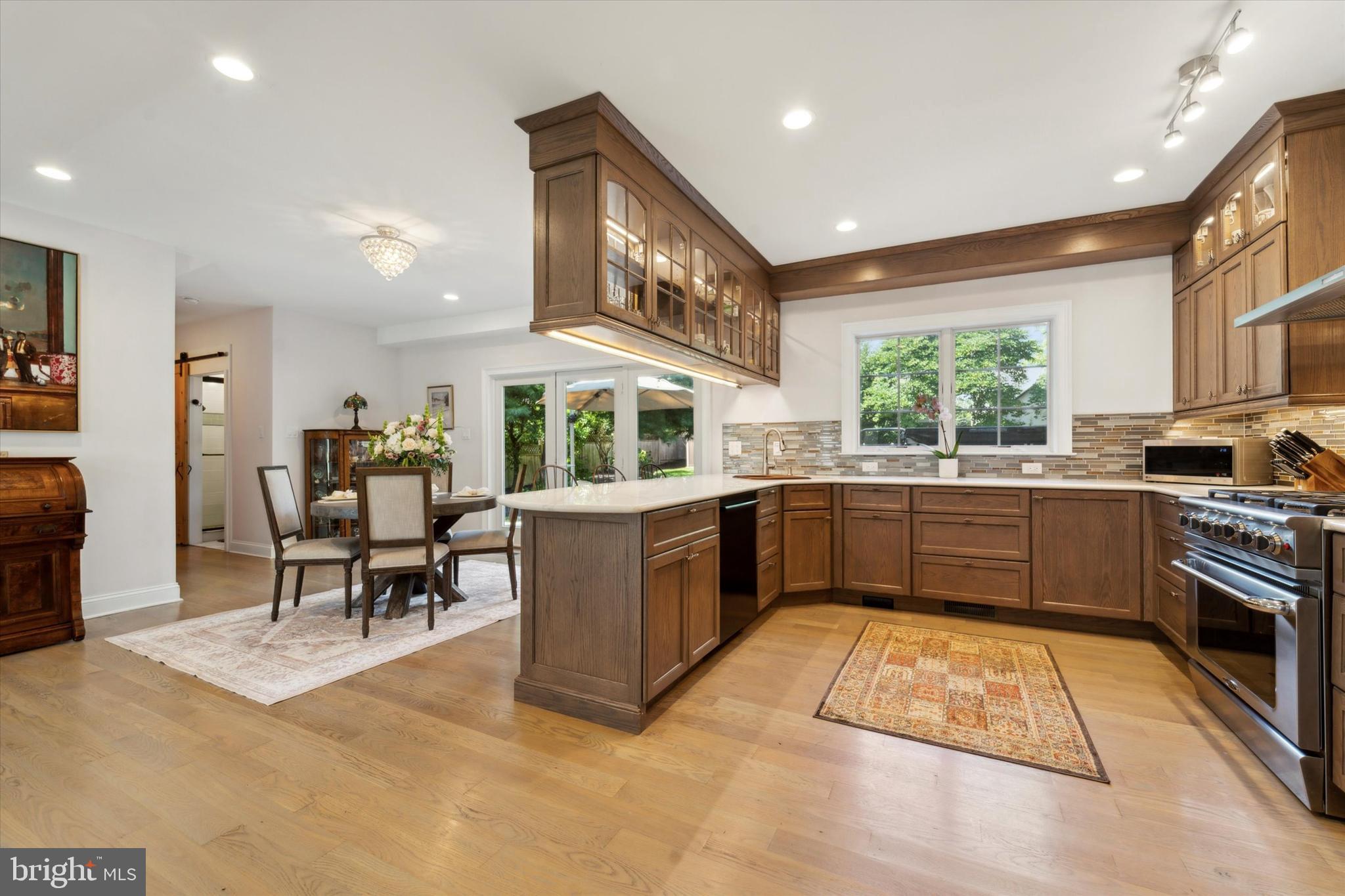 146 Sutton Road Ardmore, PA 19003 - Photo 5 of 33