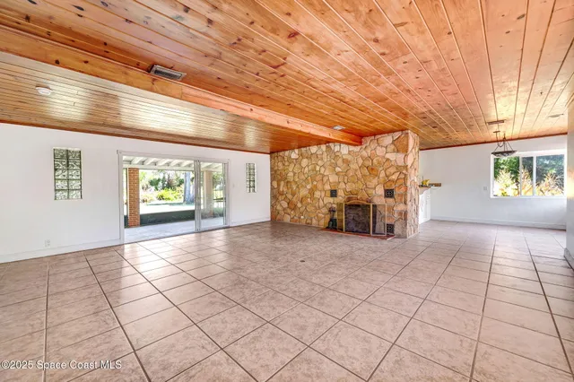 $1,200,000 | 100 Tampa Avenue, Indialantic, FL 32903