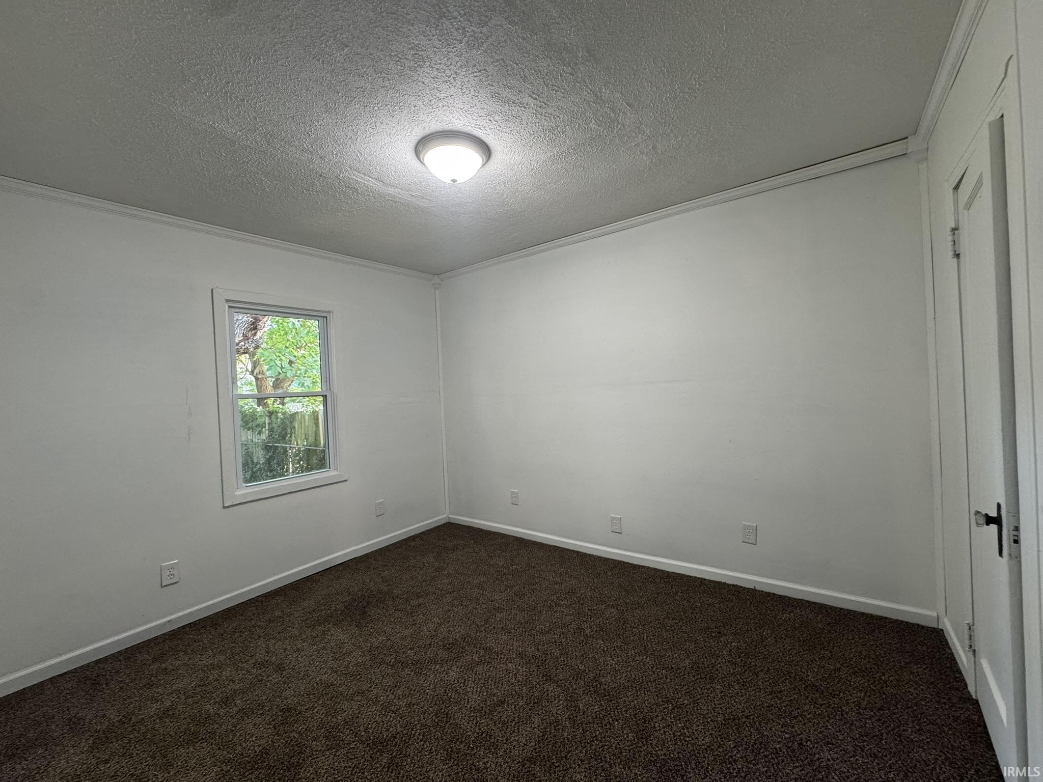 2324 East Riverside Drive Evansville, IN 47714 - Photo 5 of 11
