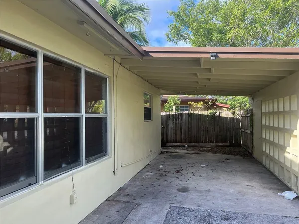 $3,190 | 10 Northwest 19th Street, Pompano Beach, FL 33060