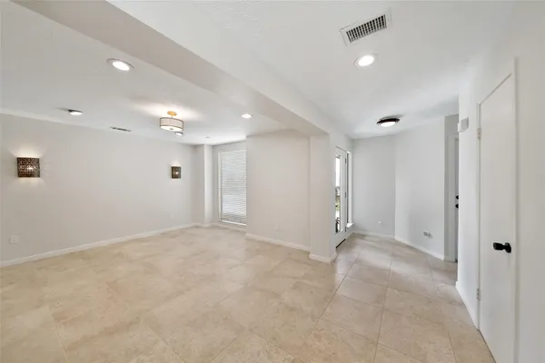 $4,500 | 5 Berrypick Lane, The Woodlands, TX 77380