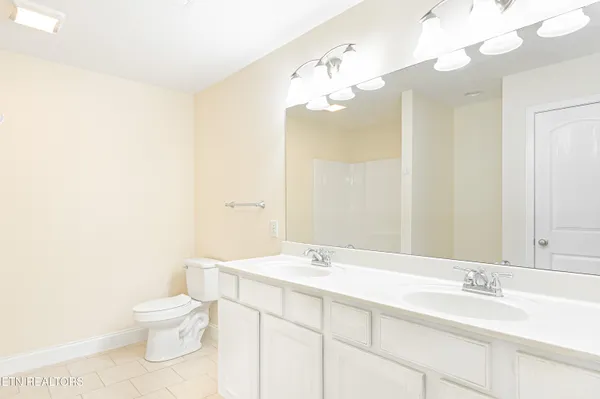 $379,900 | 7422 Tylers Garden Way, Knoxville, TN 37918
