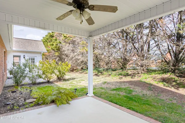 $379,900 | 7422 Tylers Garden Way, Knoxville, TN 37918