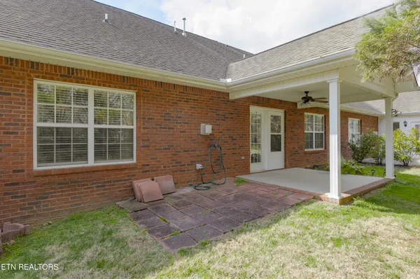 $379,900 | 7422 Tylers Garden Way, Knoxville, TN 37918