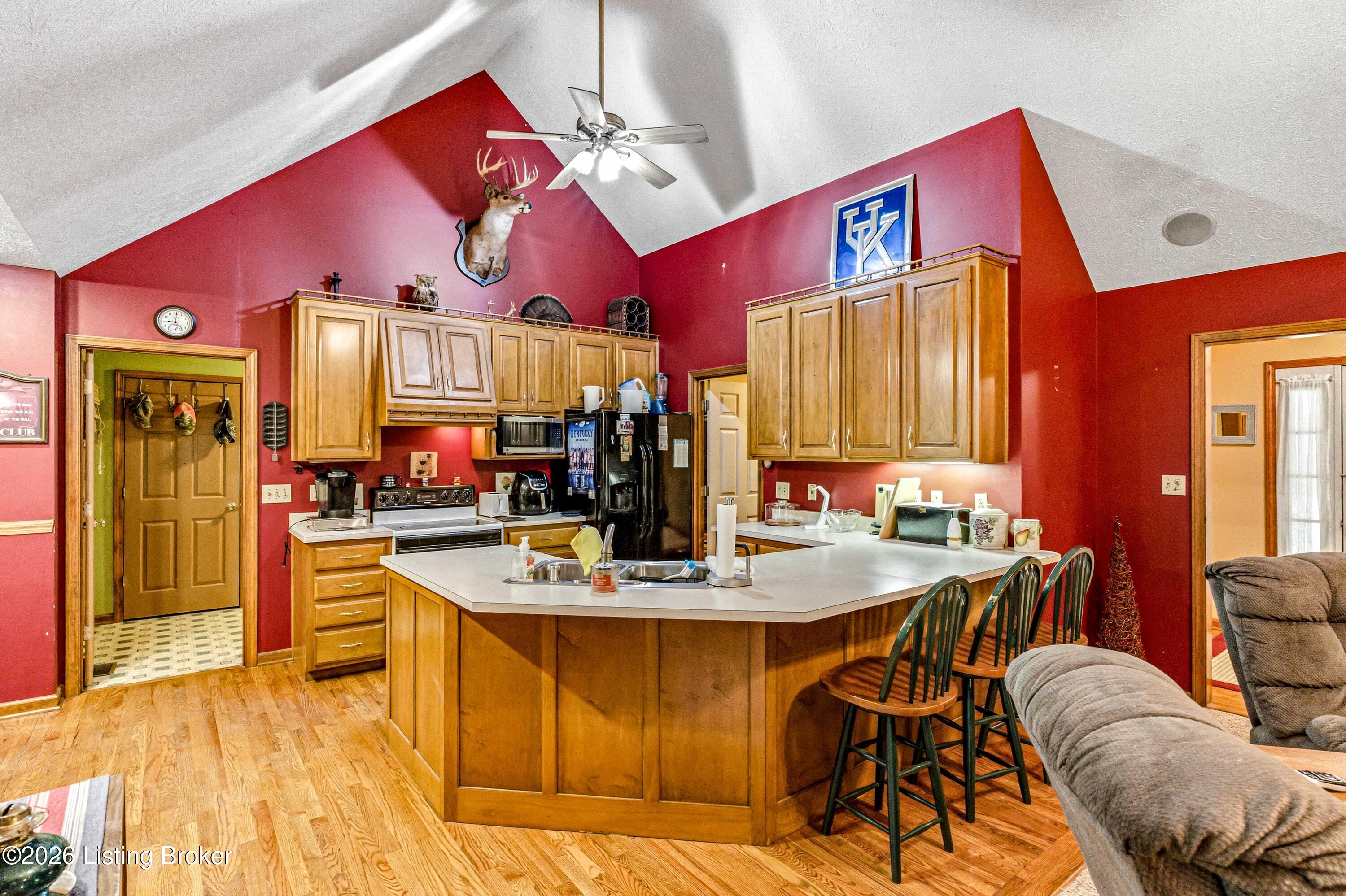 8129 Bagdad Road Bagdad, KY 40003 - Photo 11 of 31 Kitchen