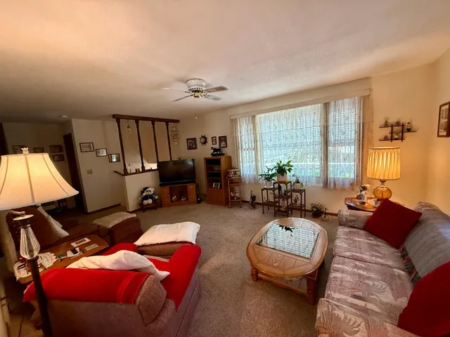 $299,500 | 954 Lilac Drive, Sauk Centre, MN 56378