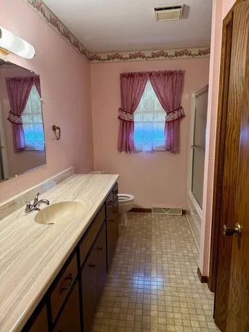 $299,500 | 954 Lilac Drive, Sauk Centre, MN 56378