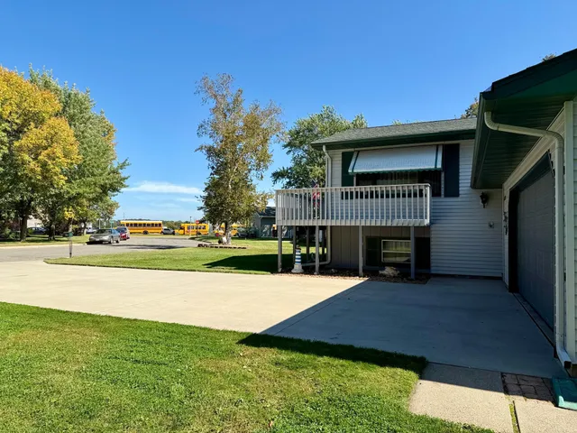 $299,500 | 954 Lilac Drive, Sauk Centre, MN 56378