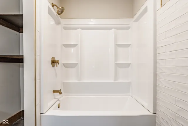 $2,940 | 1235 Tecumseh Street, Indianapolis, IN 46201