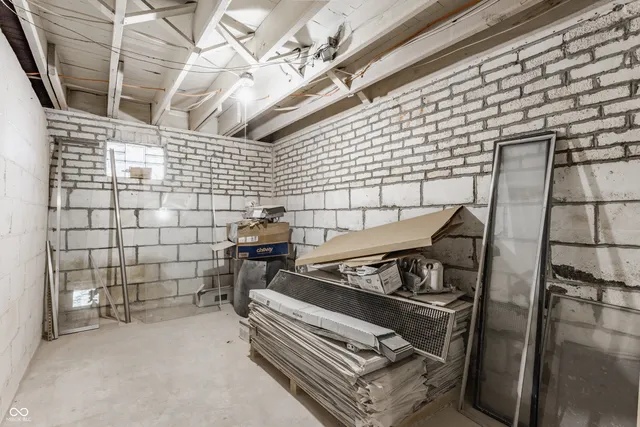 $2,940 | 1235 Tecumseh Street, Indianapolis, IN 46201