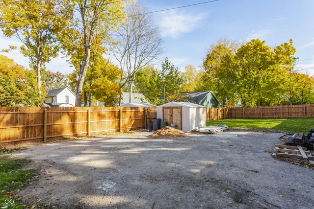 $2,940 | 1235 Tecumseh Street, Indianapolis, IN 46201