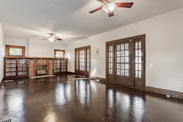 $2,940 | 1235 Tecumseh Street, Indianapolis, IN 46201