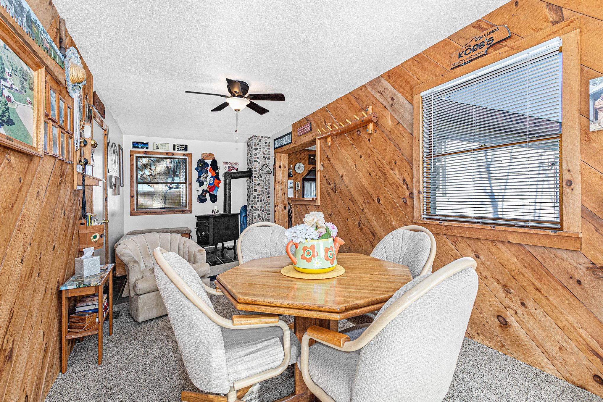 8400 North 7 Road Mesick, MI 49668 - Photo 7 of 54 1933758-bd7e7761-d116-40a7-bcef-a0286b0bed7c.JPG