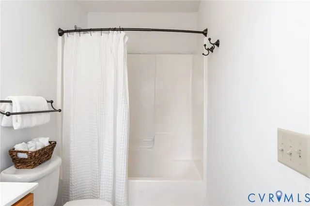 $245,450 | 680 Horseshoe Road, Jarratt, VA 23867